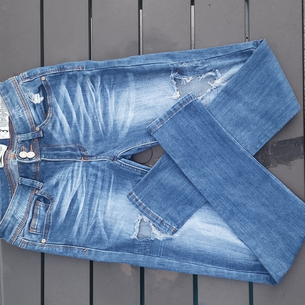 Stylish Denim Ripped Skinny Jeans